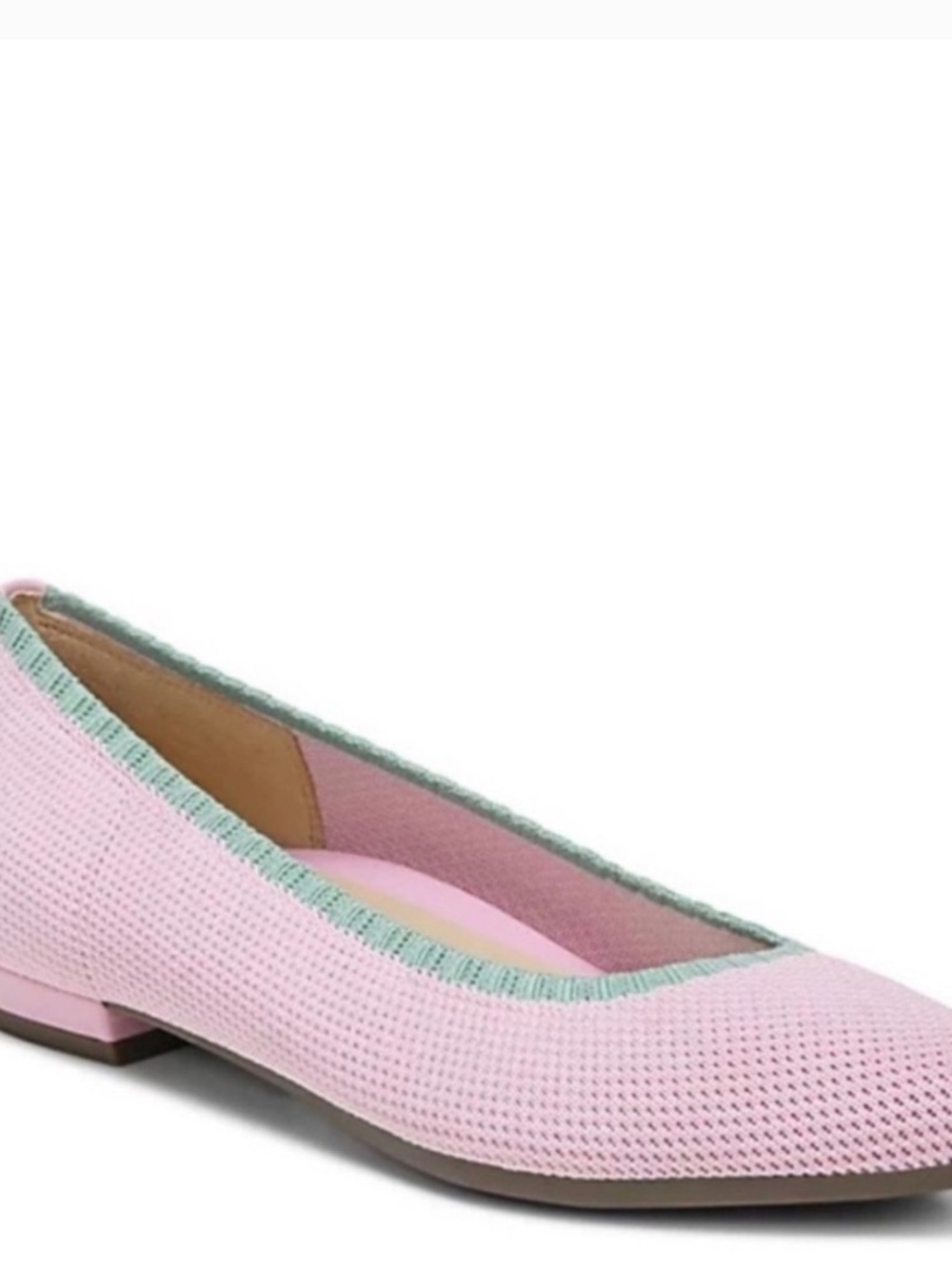 Vionic Dahlia flats